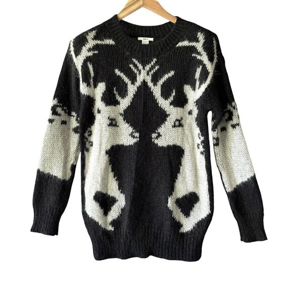Reindeer Sweater Mohair Blend Women’s S Black White Slouchy Fuzzy Holiday - Picture 1 of 11